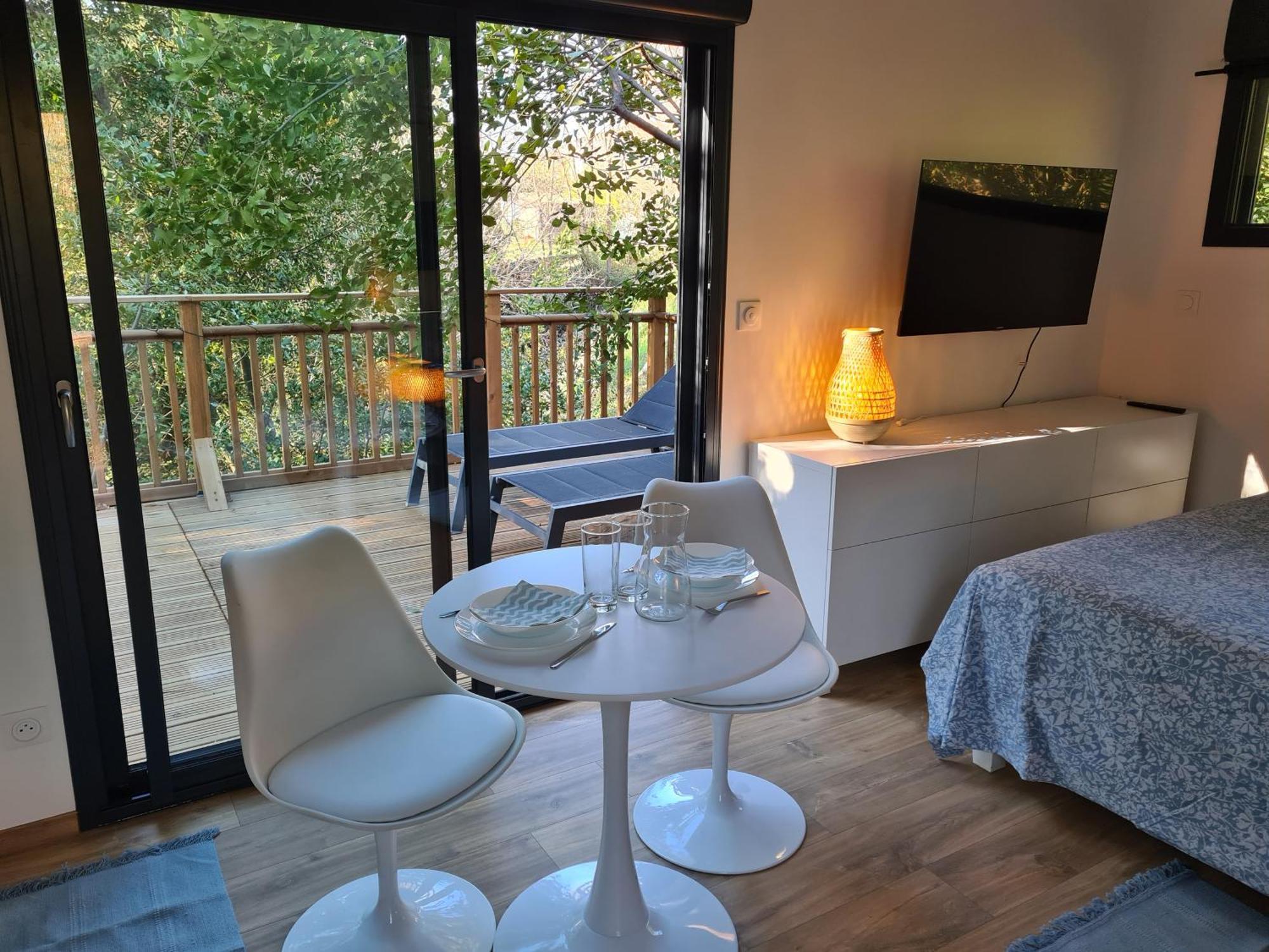 Le Cube Apartment Sommieres Exterior photo